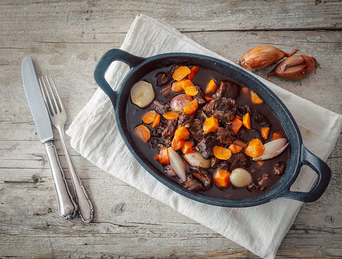 Boeuf Bourguignon Rezept mit Möhren &amp; Schalotten | GourmetCutClub